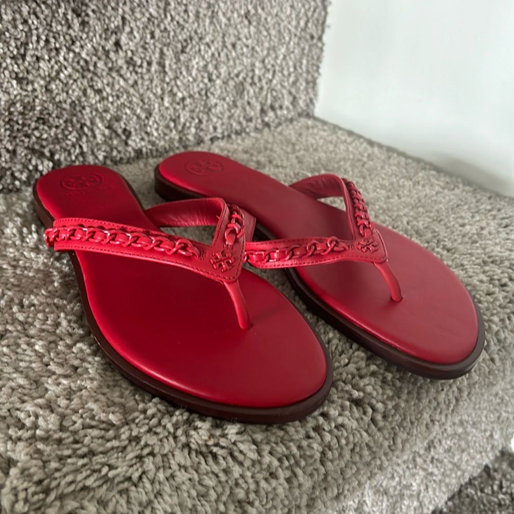 Tory Burch Everly Leather Chain Flip Flop Sandals in Red Size 7